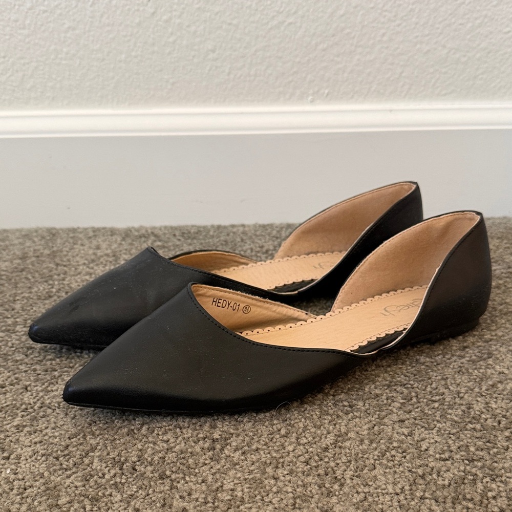 Refresh Black Women's Flats
